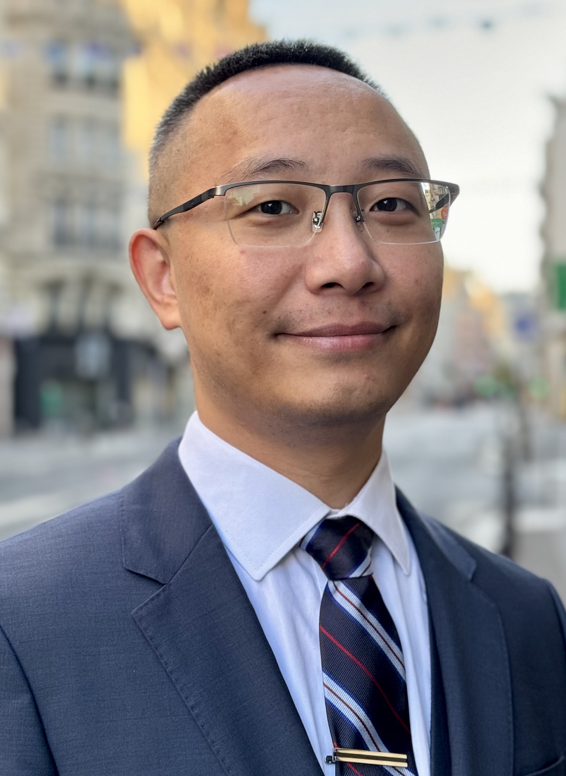 李根 头像 裁切.jpeg